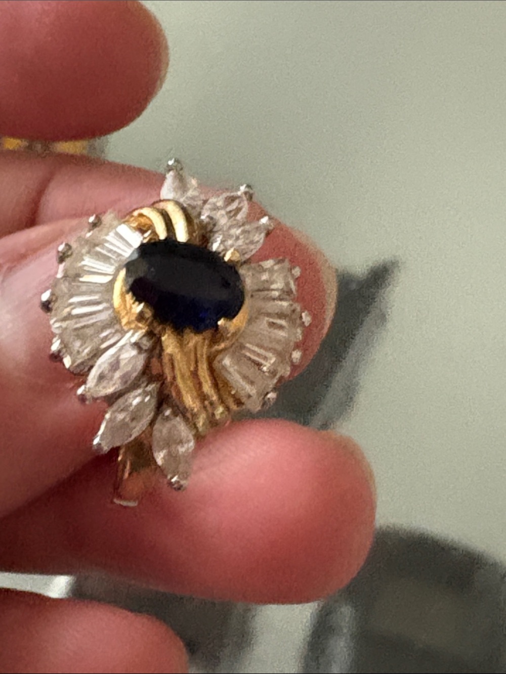 Vintage Sapphire   Ring - Picture 3 of 9